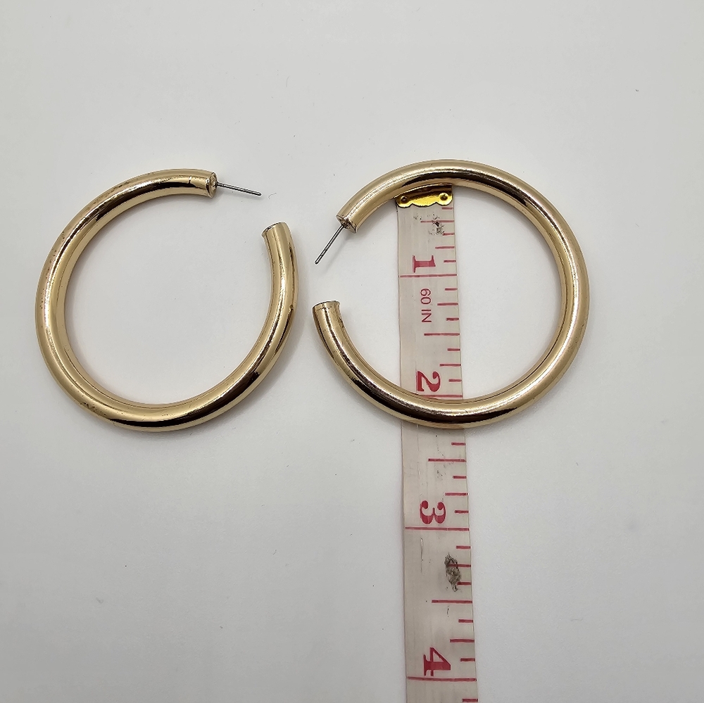 Womens Fashion Costume Jewelry Thick Gold 2" Hoop Earrings 90s Retro Fashion - Picture 10 of 10